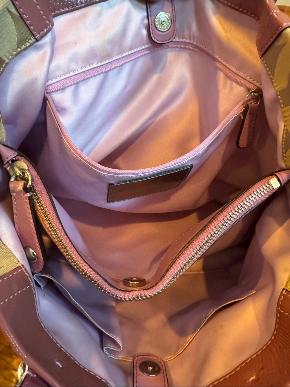 Coach Vintage Beige Signature Satchel with Pink Leather Trim - Picture 12 of 16